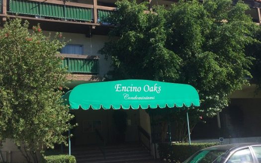 Great 2 Bedroom Condo In Resort Style Complex In Encino