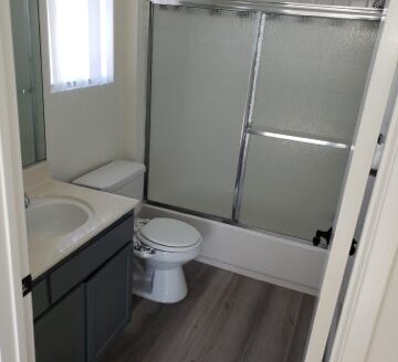 Spacious 2 Bedroom 2 Bathroom Apartment in Culver City