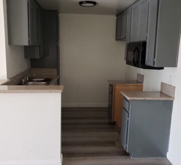 Spacious 2 Bedroom 2 Bathroom Apartment in Culver City