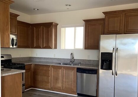 Luxury Boutique Apartment in Westlake!!