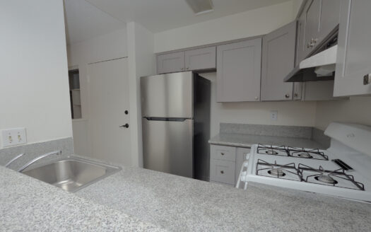 Wonderful Apartment in Westlake / Koreatown