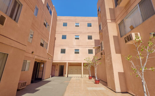 Wonderful Apartment in Westlake / Koreatown