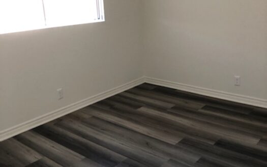 Great Apartment in Glassell Park ! Parking Included!