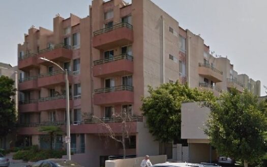 1220 N. Las Palmas Ave. L
