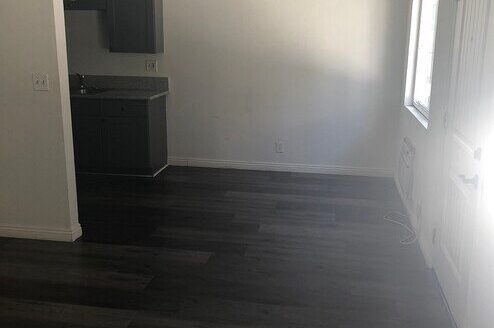 15216 Nordhoff St