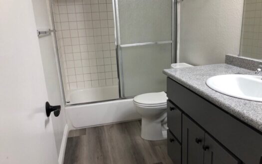515 S. La Fayette Park Pl.